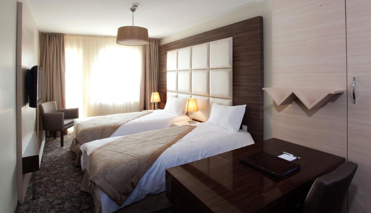 Derpa Suite Hotel Стамбул Экстерьер фото