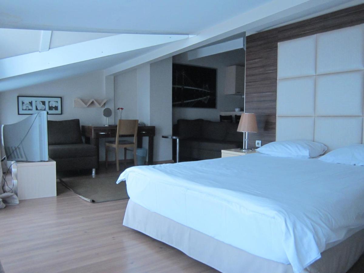 Derpa Suite Hotel Стамбул Экстерьер фото