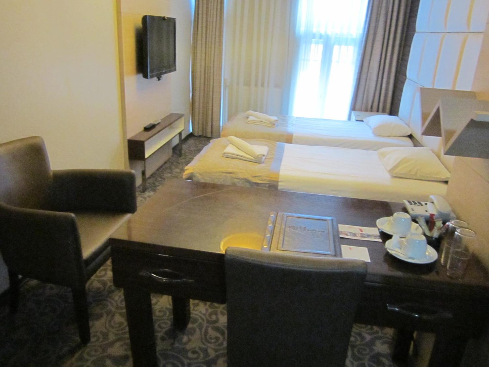 Derpa Suite Hotel Стамбул Экстерьер фото