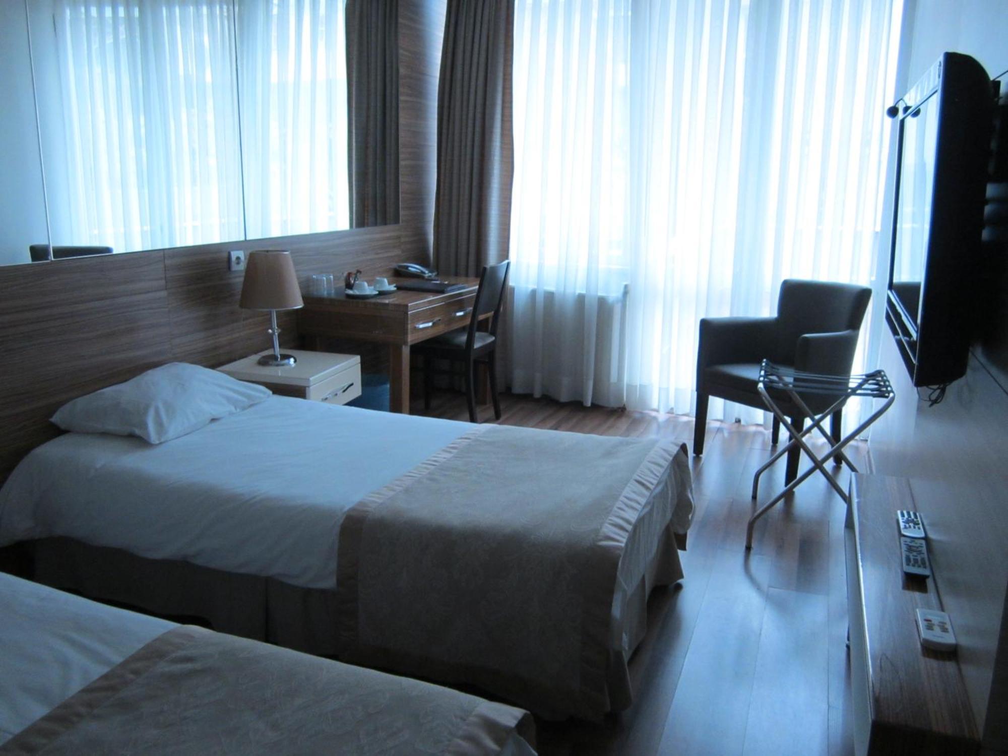 Derpa Suite Hotel Стамбул Экстерьер фото