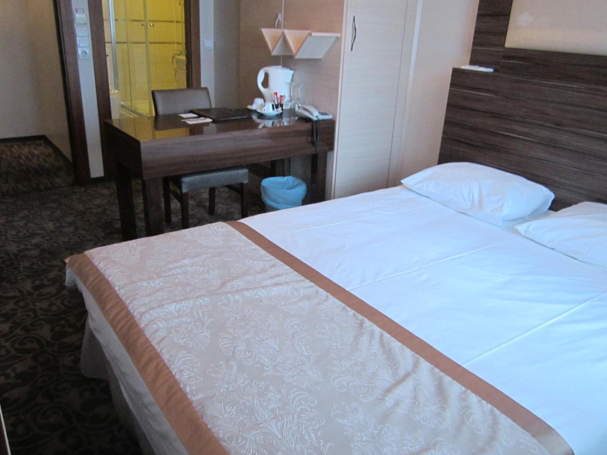 Derpa Suite Hotel Стамбул Экстерьер фото